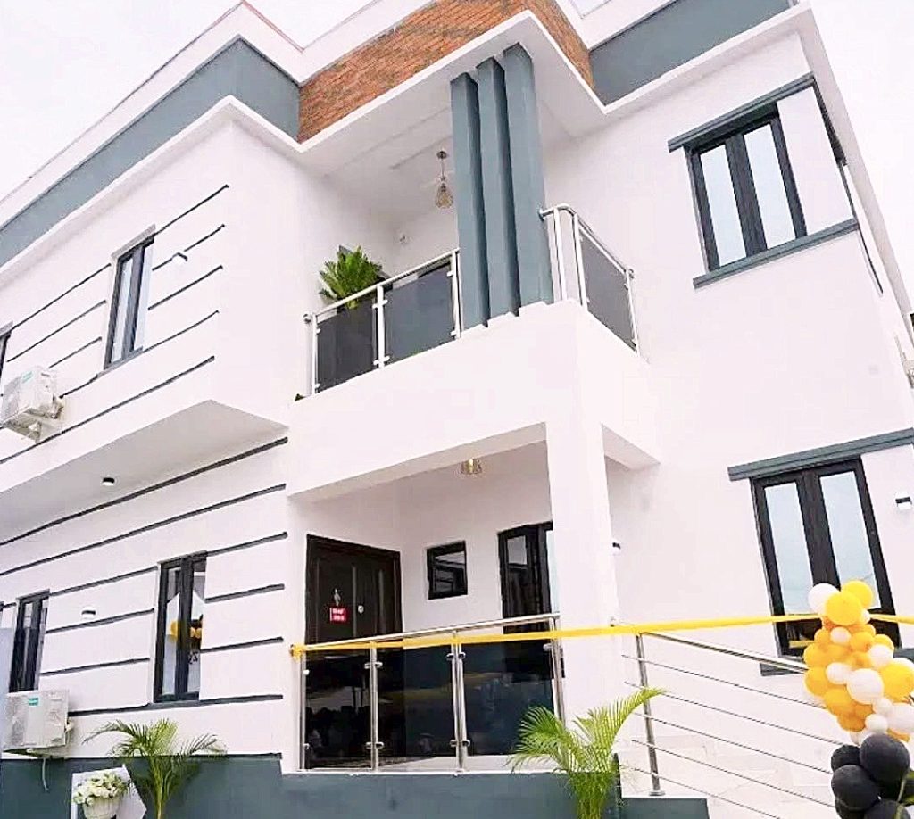 terrace and semi-detached duplex at zylus court extension